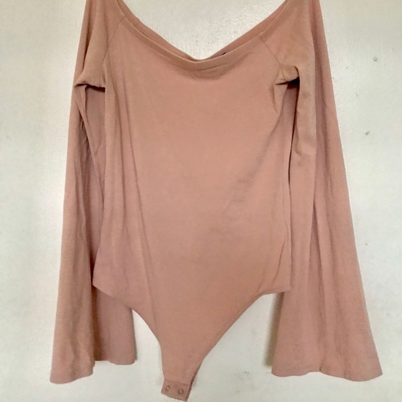 Nude Pink Bodysuit with Kimono Sleeves - Picture 3 of 6